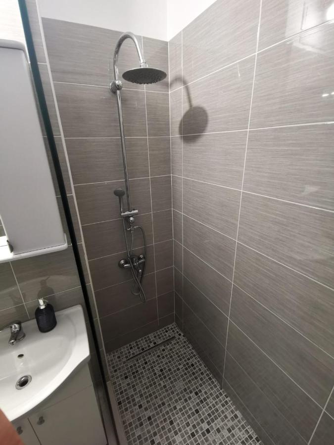 Apartament 2 Camere Aproape De Spitalul Obregia Si Bagdasar Nu Ofer Factura Bucureşti Eksteriør bilde
